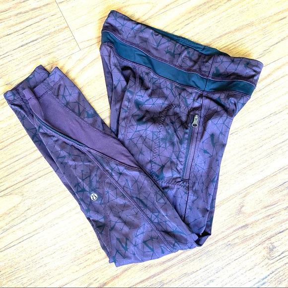 Lululemon Inspire Tight ll - Picture 2 of 6